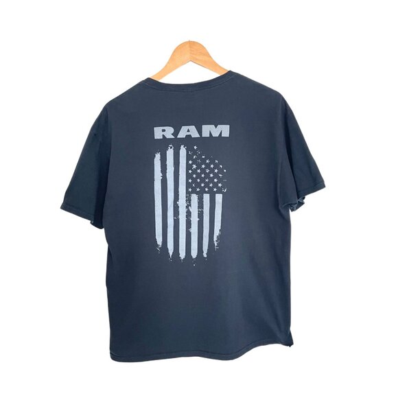 Fruit of the Loom Dodge Ram T-Shirt Men Large Black Gray American Flag HD Cotton - Picture 3 of 13